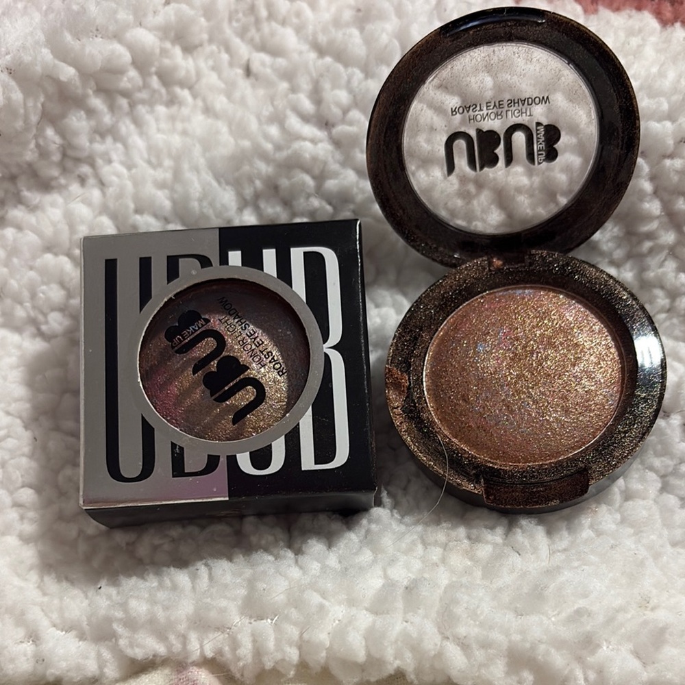 CLEARANCE! Shimmer Eyeshadow - Bronze